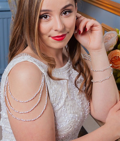 Ella Arm Chain