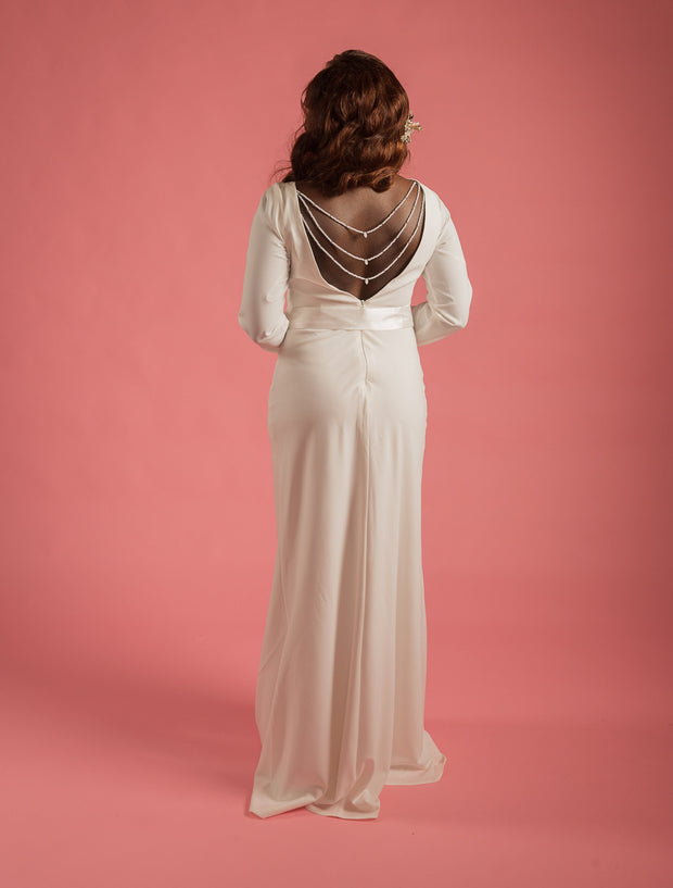 Yinka Back Chain