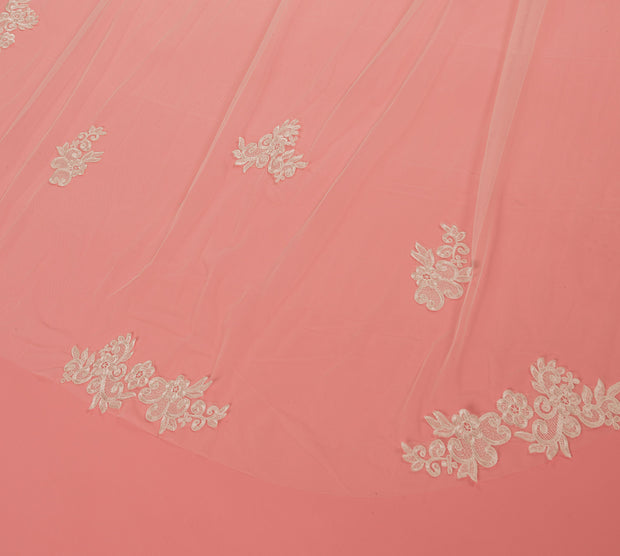 Lace edge 3M Cape