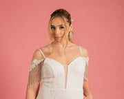 Suzy Tassel Arm Attachment