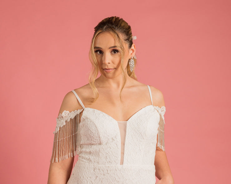 Suzy Tassel Arm Attachment
