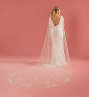 Lace edge 3M Cape