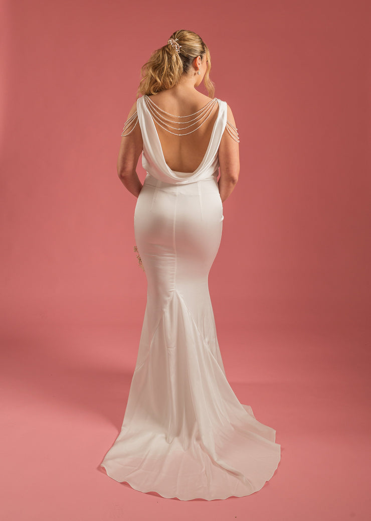 Beatrice Back chain