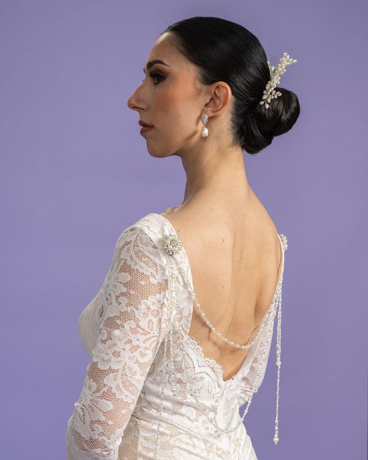 Emelia Back Chain