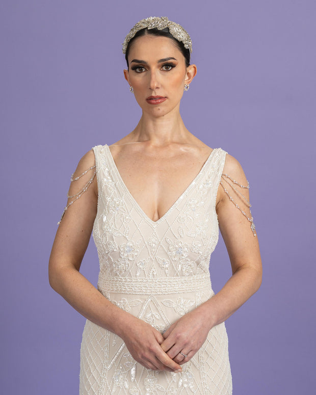 Elianna Arm Chain