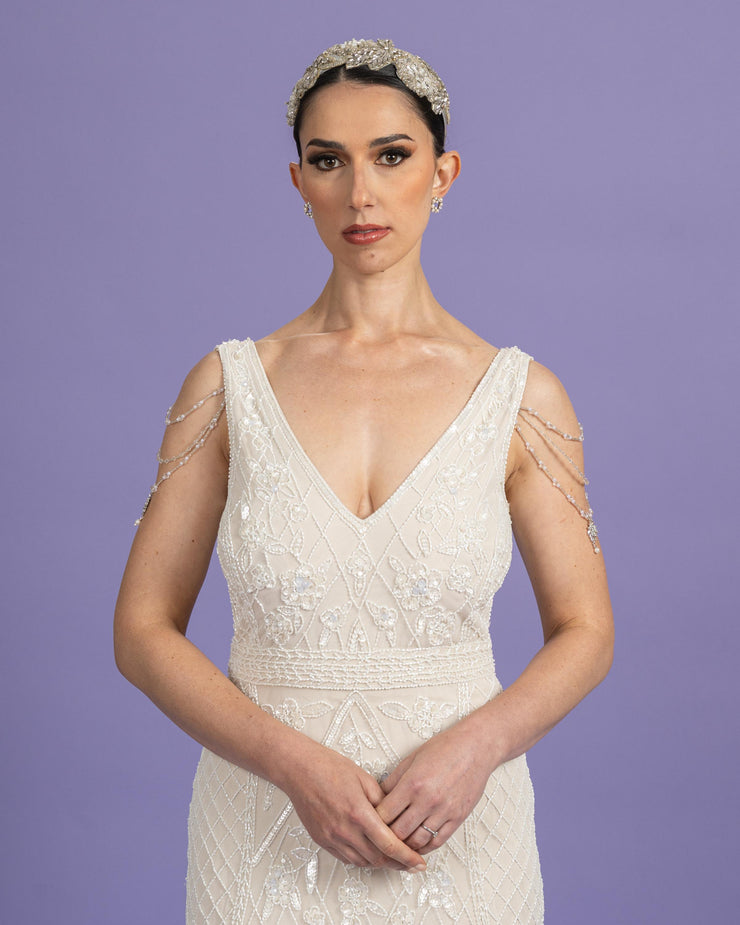 Elianna Arm Chain