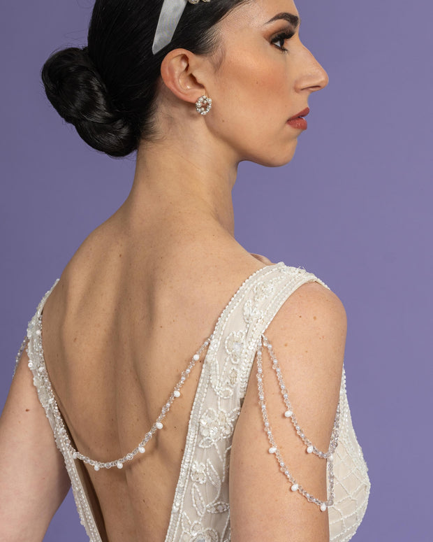 Clara Back Chain