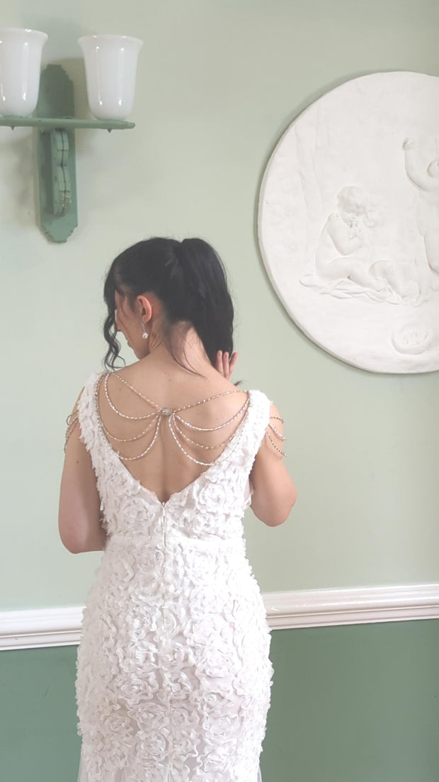 Tanya Back Chain