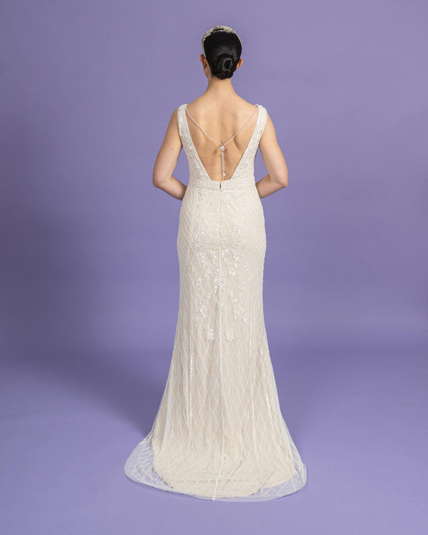 Olivia Back Chain