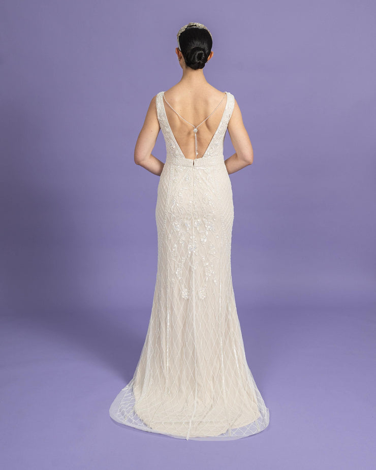 Olivia Back Chain