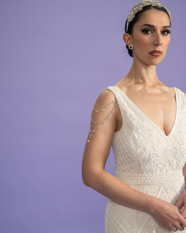 Elianna Arm Chain