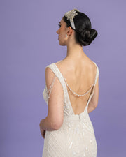 Lara Back Chain