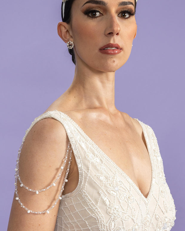 Clara Back Chain